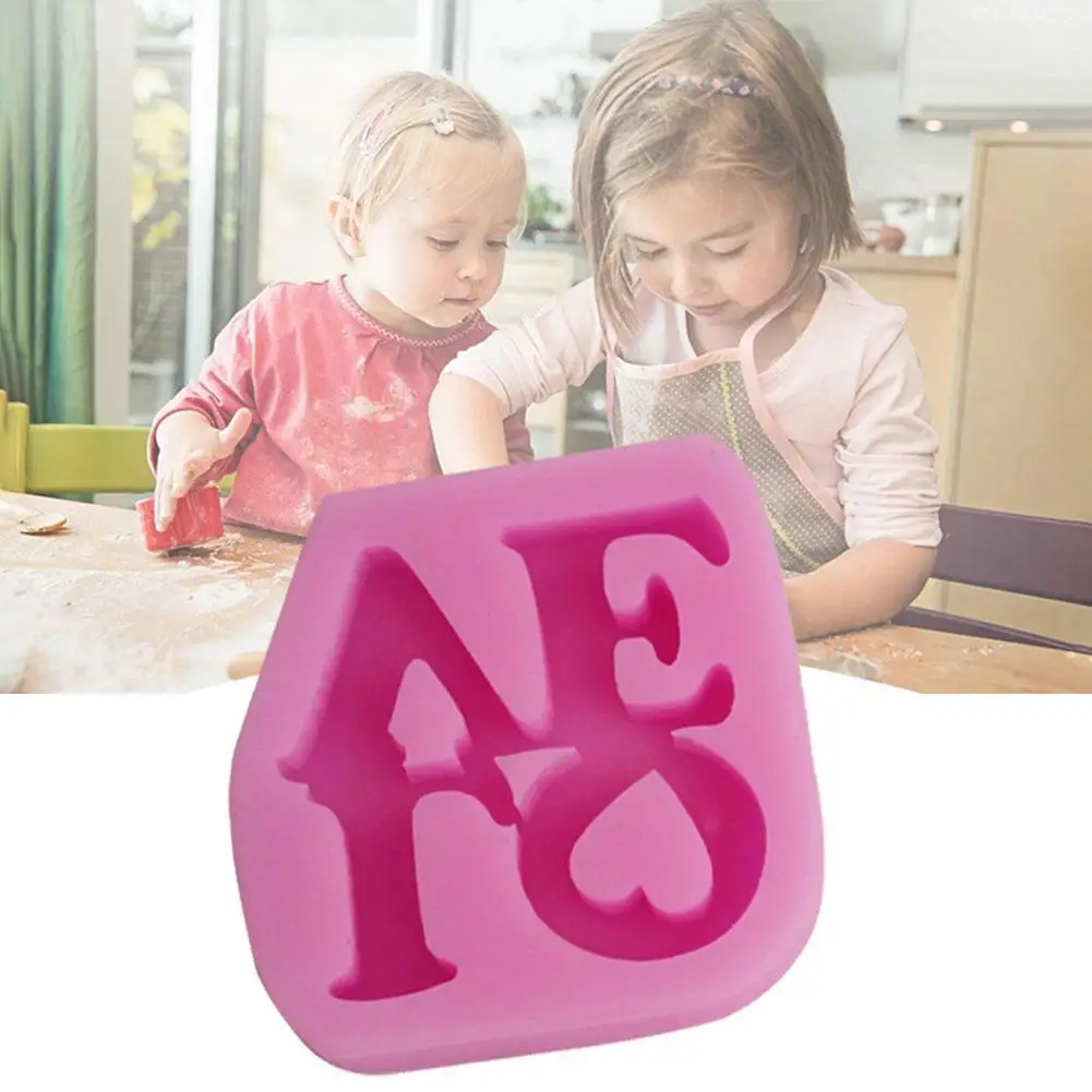 

1PC Word Love Molds Silicone Cake Candy Baking Mould Diy Handmade Craft Kitchen Baking Accessories Tool