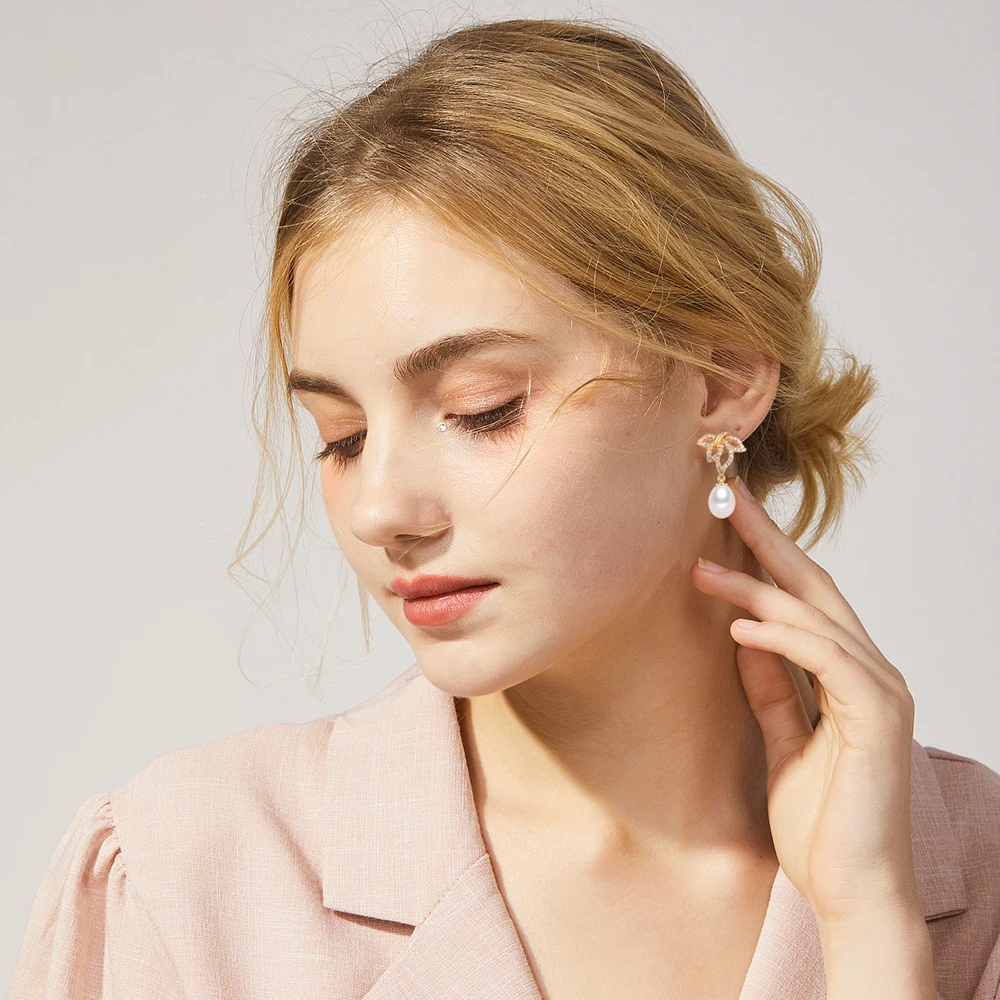 

2020 trend Freshwater pearl Earrings for Women Luxury Micro-inlaid Zircon Drop earrings christmas gift