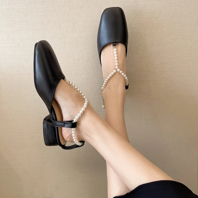 

Low Sandals Woman Leather 2021 Summer Female Shoe Clear Heels Buckle Strap All-Match Low-heeled Girls Closed Pearl New Comfort B