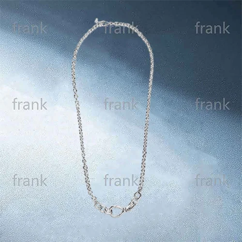 

398902C00 Chunky Infinity Knot Chain Necklace
