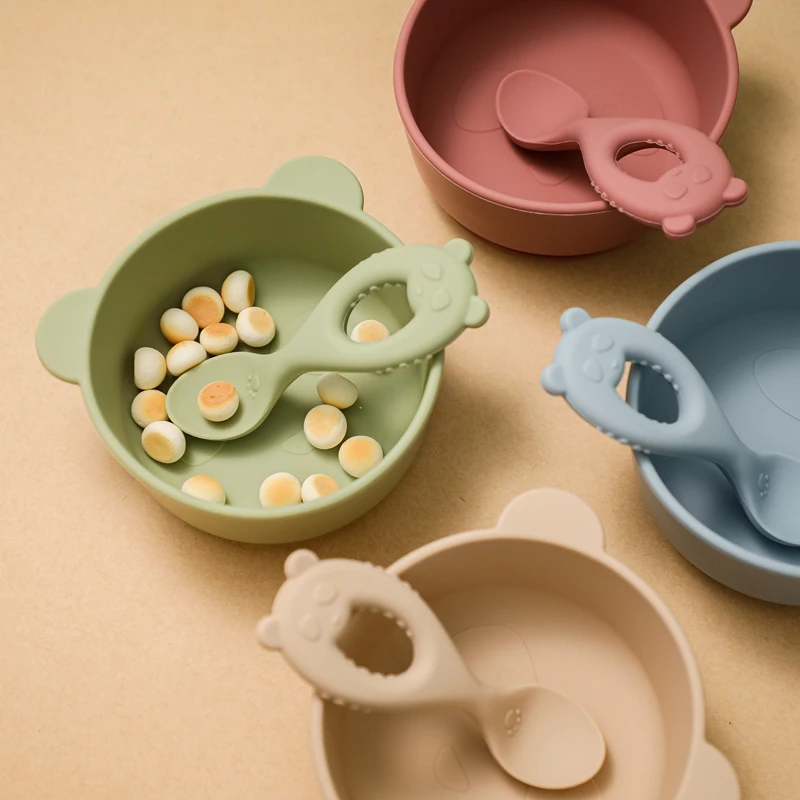 

Детская силиконовая миска для кормления без бисфенола А, набор посуды с ложкой, нескользящая однотонная детская посуда для кормления, обуча...