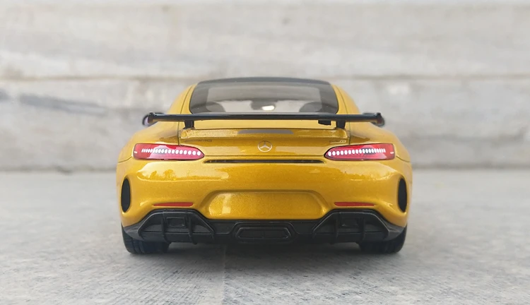 Welly 1/24 1:24 Mercedes Benz AMG GT R спортивный гоночный автомобиль Транспортное средство литье под давлением дисплей Модель игрушки на день рождения для детей мальчиков и девочек