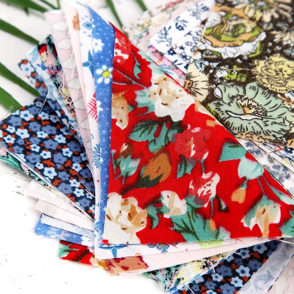 

Dailylike 120 Pcs Patchwork Printed Floral Assorted Color Cotton Craft Fabric Patchwork Needlework DIY Handmade Material