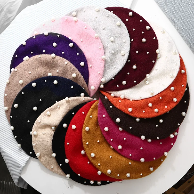 

Wool Women Winter Berets Luxury Pearl Rivet Vintage Cashmere Female Warm Vogue Beret Hats Girls Flat Cap Beret for Women 2020