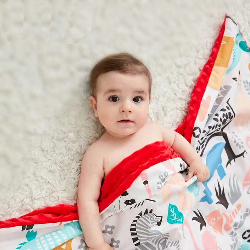 Детское одеяло с рисунками из мультфильмов мягкое фланелевое пузырьками для