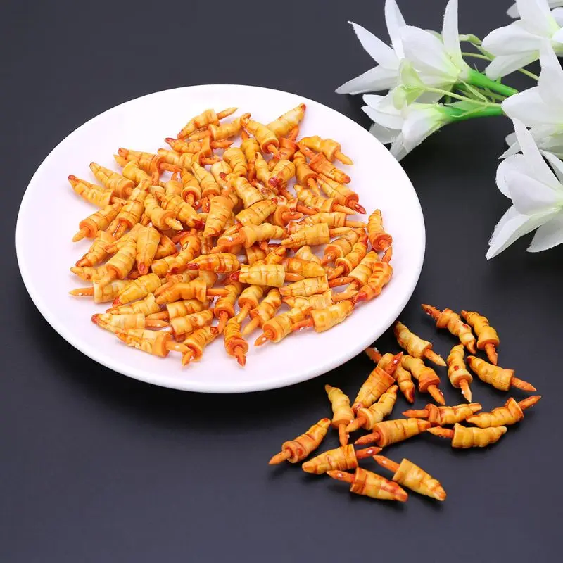 

100pcs 10x22mm Plastic DIY Snowman Nose for Handmade Craft Children Kids Toy Christmas Decor
