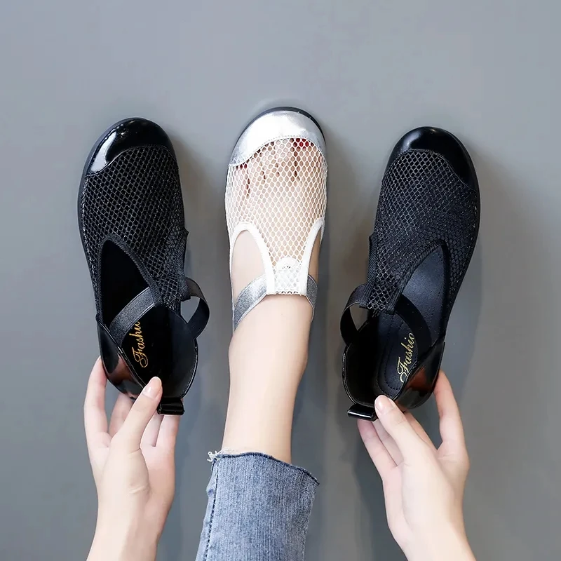 Mesh Sandals Women's Flat Bottom Baotou 2021 Summer New Fishnet Sandals All-match Round Toe Comfortable Casual Women's Shoes