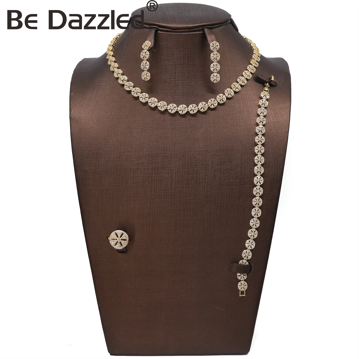 

Newly design 4PCS CZ Jewelry Set Exquisite Cubic Zircon Earrings Necklace Bracelet Ring For Women Wedding Party Accessories Gift