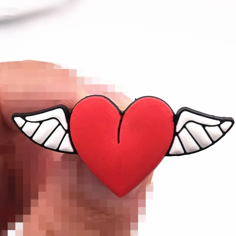 Новое поступление 1 шт. значок в виде сердца с крыльями женское украшение для