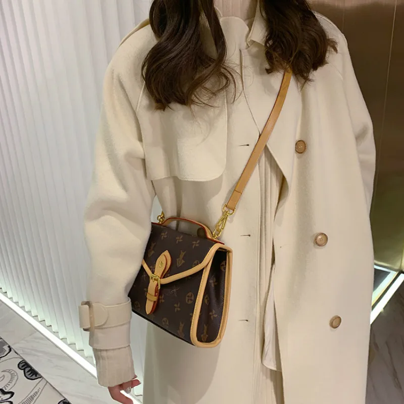 

Simplicity Presbyopia Messenger Bag Female Bag New 2020 Fashion Texture Messenger One Shoulder Portable Saddle Bag Louie Vuiton