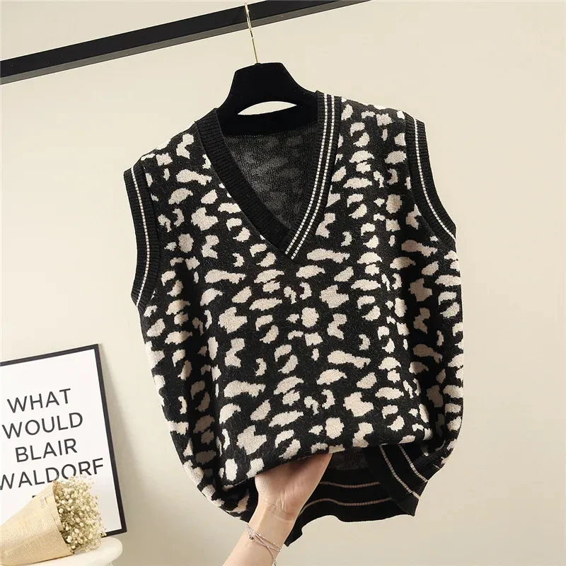 

V-Neck Leopard Print Knitted Pullovers Vest Women Loose Spring Stripe Sleeveless Sweater Female Korean Style Waistcoat Tops