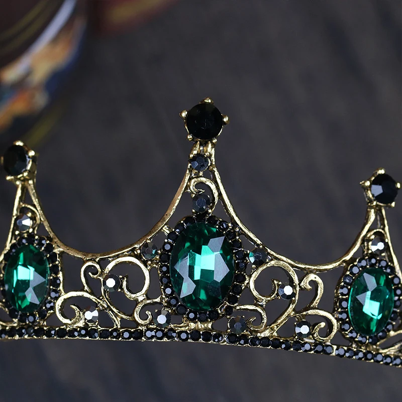 Baroque Crown Hair Hoop Big Green Rhinestone Bridal Tiaras Retro Alloy Accessories for Bride Women FS99 |