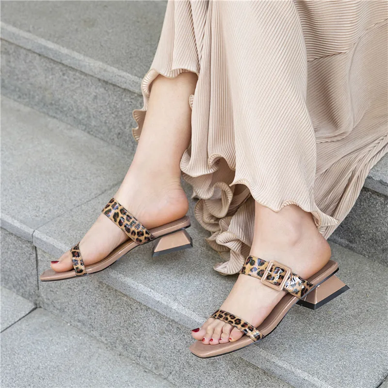 

MoonMeek 2020 big size 33-42 women sandals fashion Leopard square toe ladies genuine leather summer buckle casual shoes