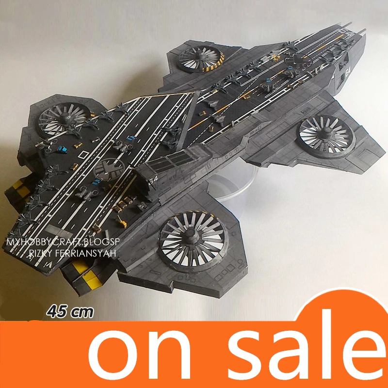 Военное оружие супергероя вертолет авиаперевозчик щит самолет супергерои