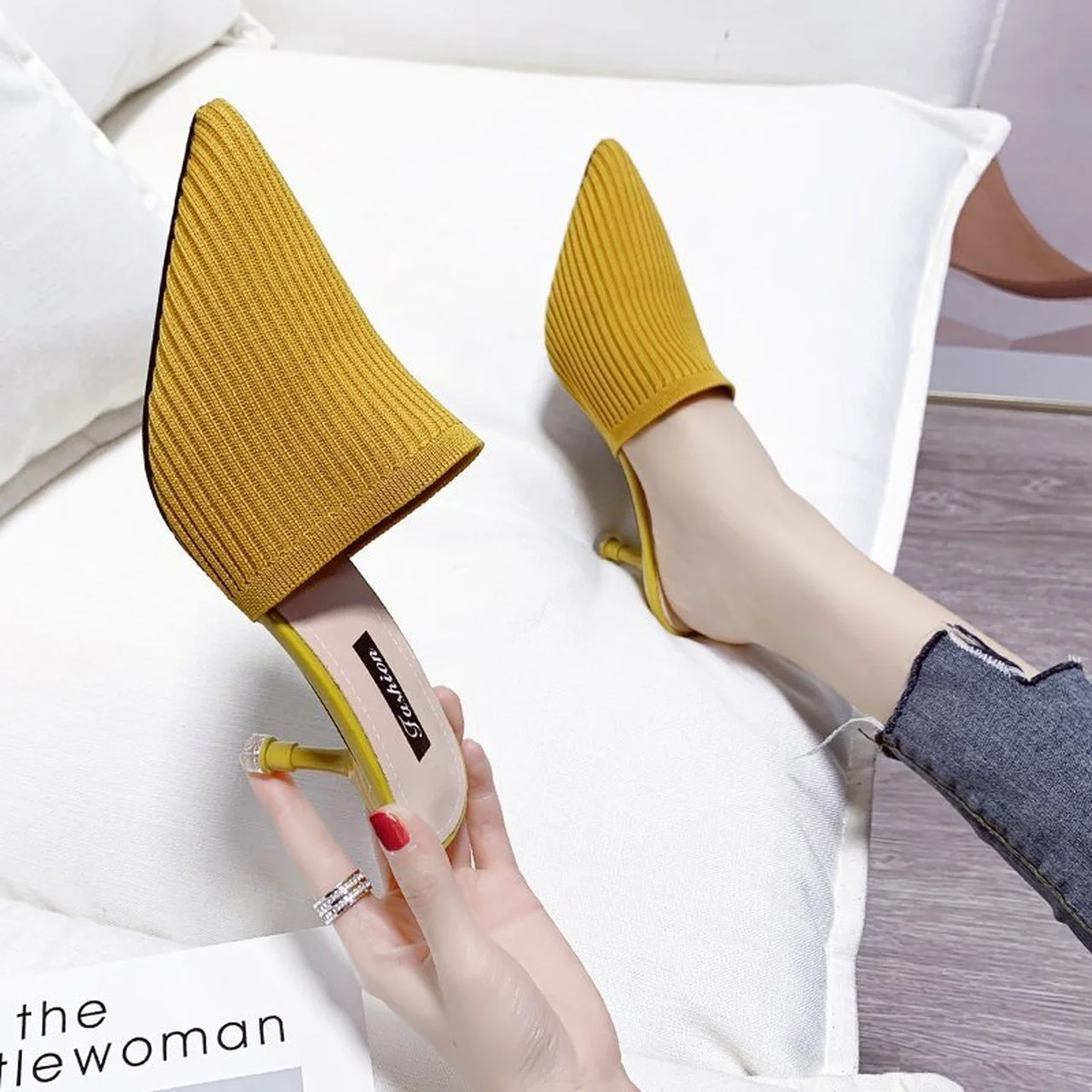 

2021 New Elegant Women Mules Sandal Slip On Pointed Toe Knitting Slides Thin Heel Closed Toe Slipper Dress Sheos