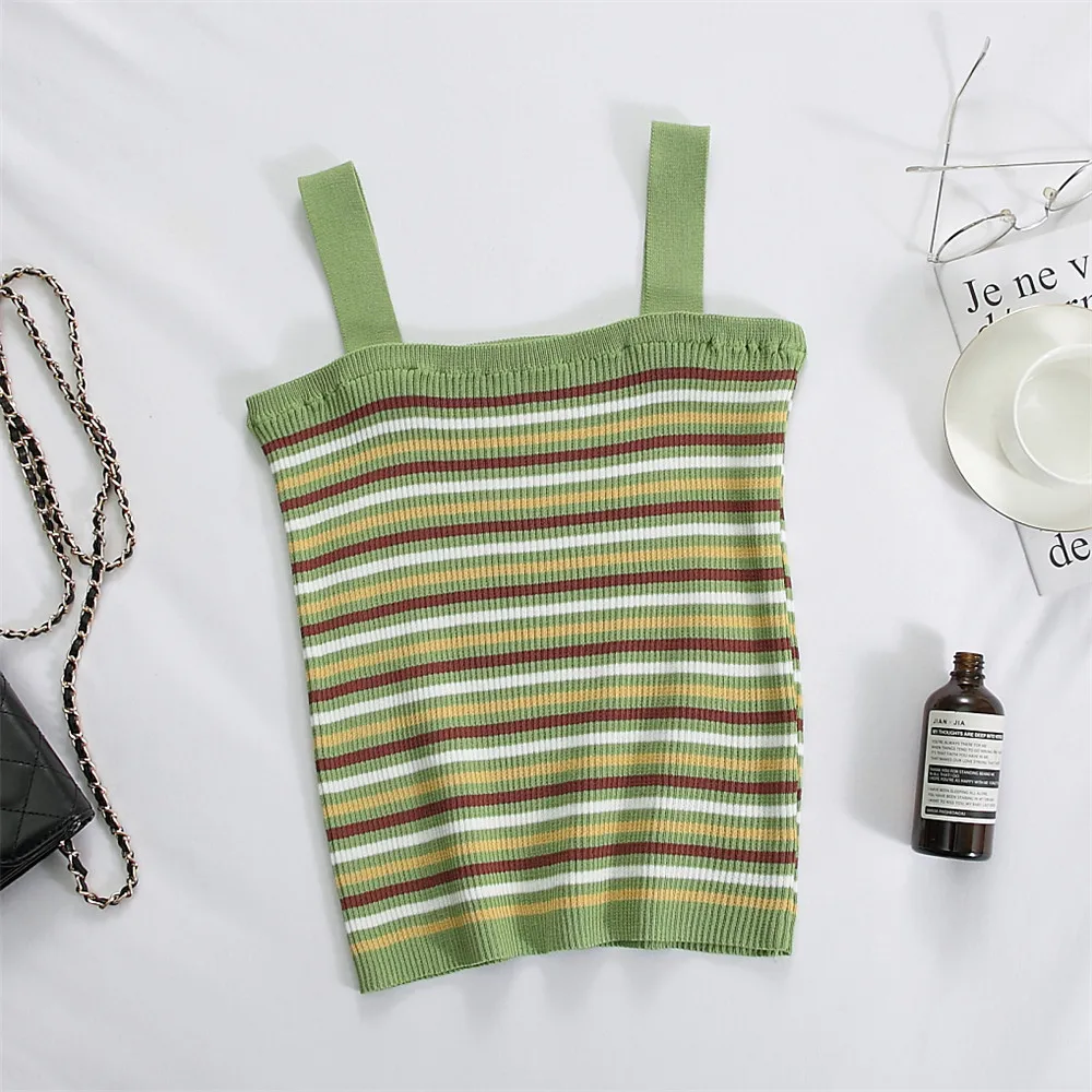 Кроп топ женский трикотажный в полоску с V образным вырезом|Топы| |