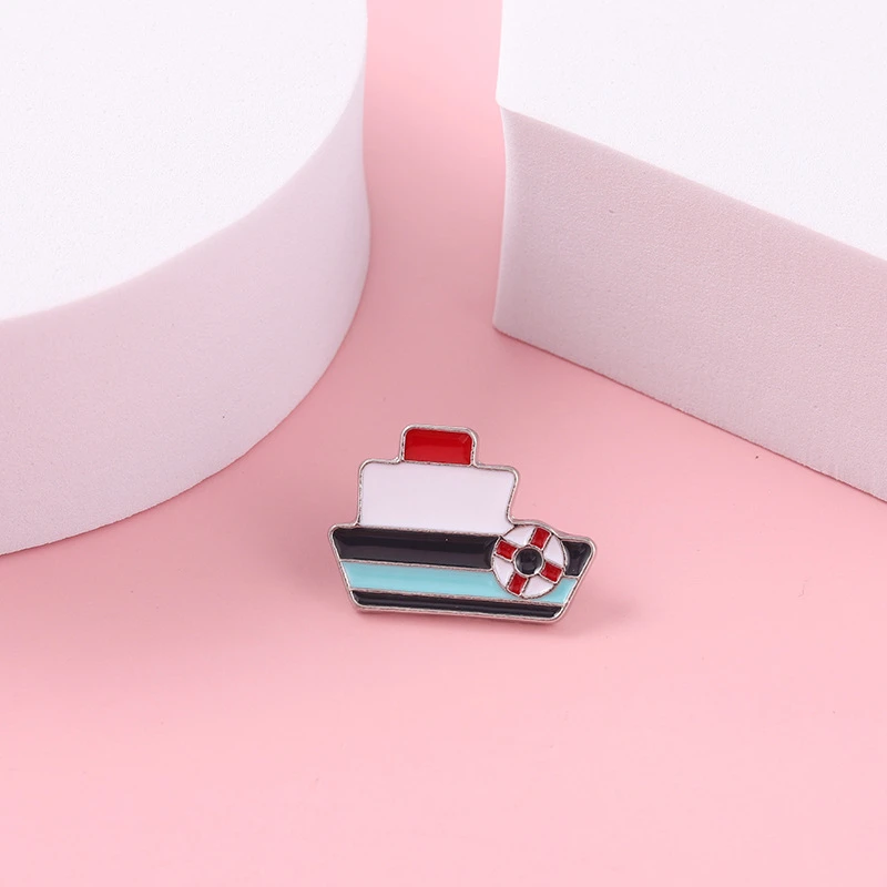 

Exquisite Small Cruise Ship Shape Metal Enamel Brooch Creative Cartoon Cute Ship Badge Clothes Bag Accessories Jewelry Pins
