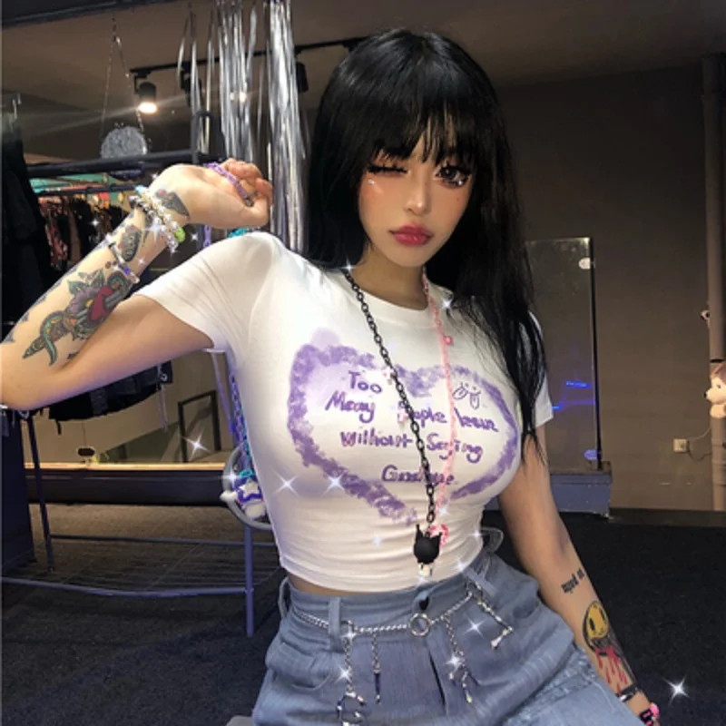 Женская рубашка с принтом в виде сердца круглым вырезом и надписью - купить по