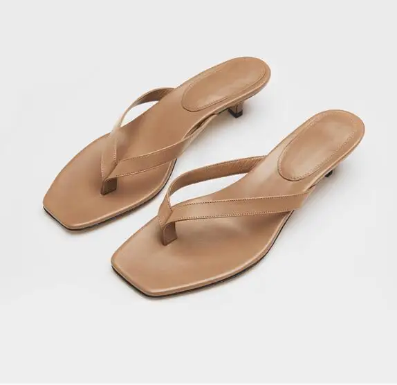 Шлепанцы женские на низком каблуке квадратный носок котенок цвет черный/хаки