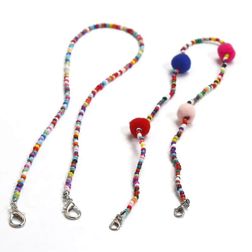 В богемном стиле с шариками из плюша С бусинами цветного стекла бусины в виде