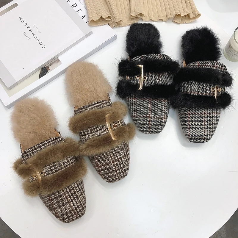 Мюли женские 2019 зимние меховые тапочки модные черные лоферы сланцы в британском