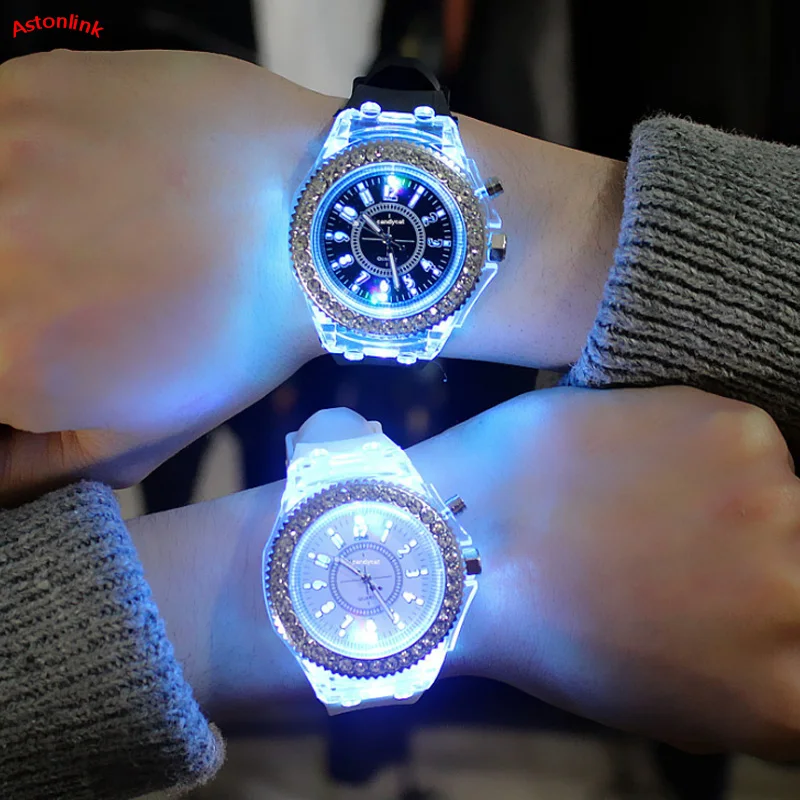 Мужские и женские наручные часы светящиеся персональные стразы Led модный тренд
