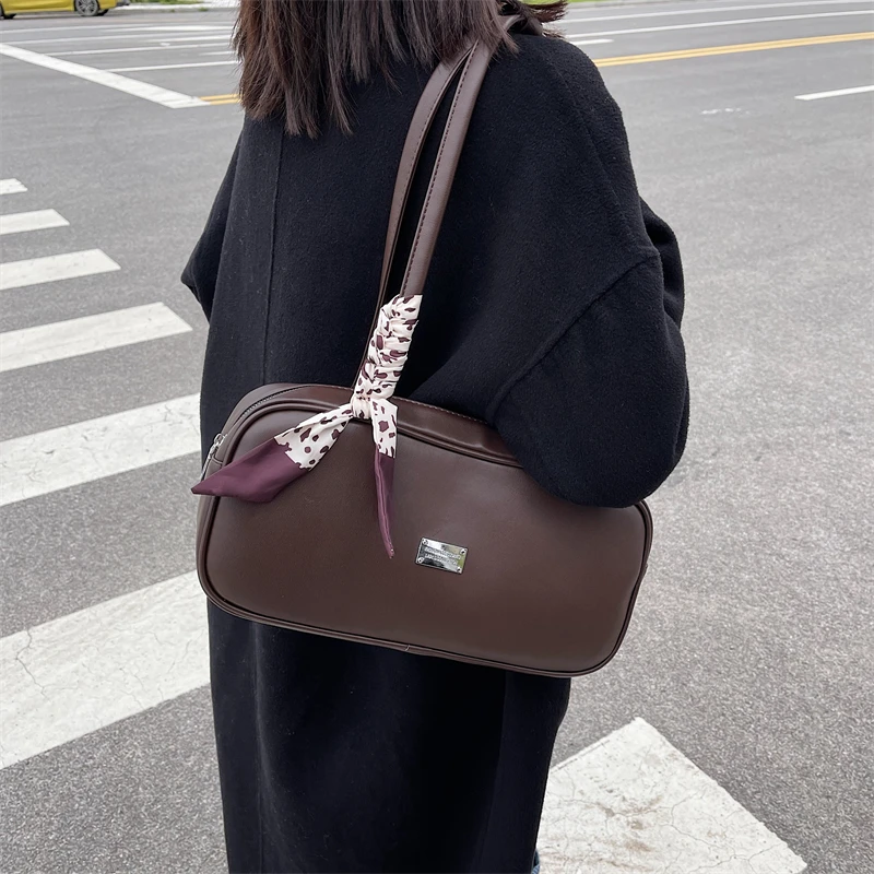 

YILIAN Autumn and winter new style single shoulder bag lady 2021 vogue popular match new style recreational western atmosphere