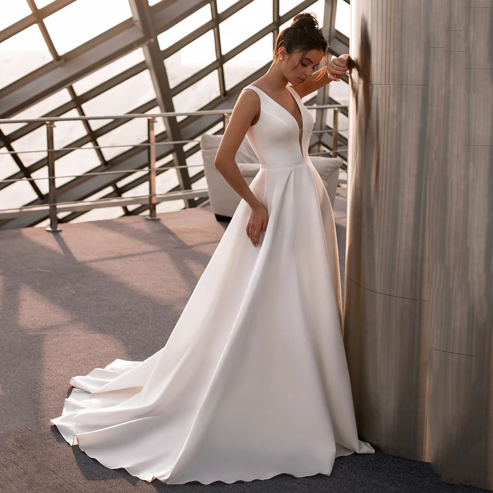 

Simple Satin Wedding Dress 2021 Sleeveless V Neck A Line Back Criss Cross New Bridal Gown Vestido De Noiva
