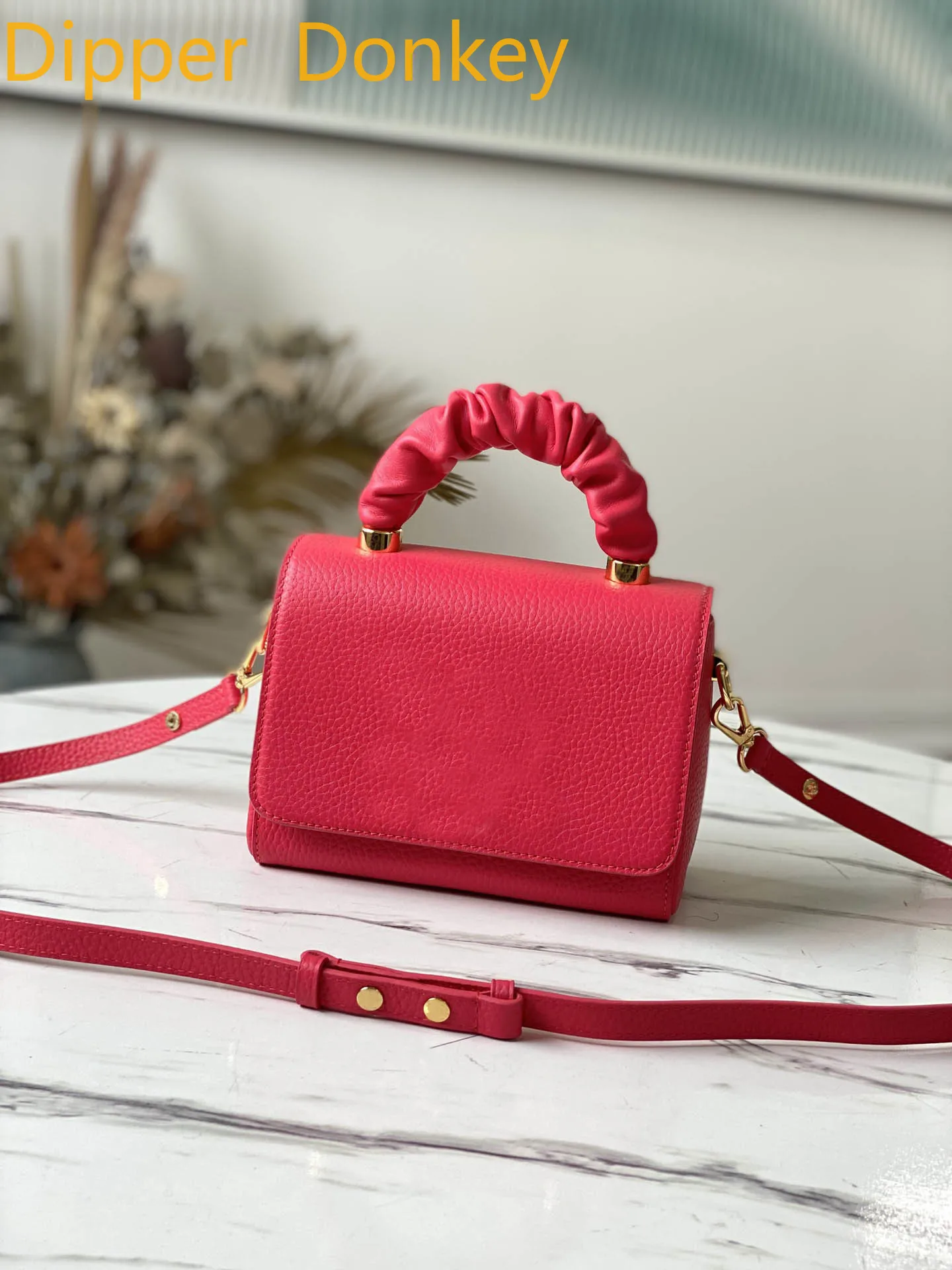 

2021 ladies luxury casual fashion cosmetic bag messenger bag handbag