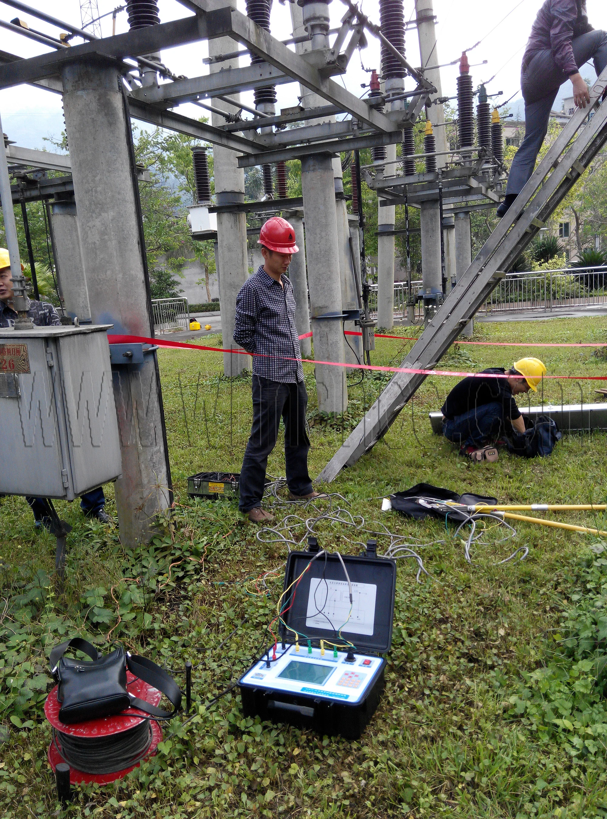 

Current Transformer Analyzer