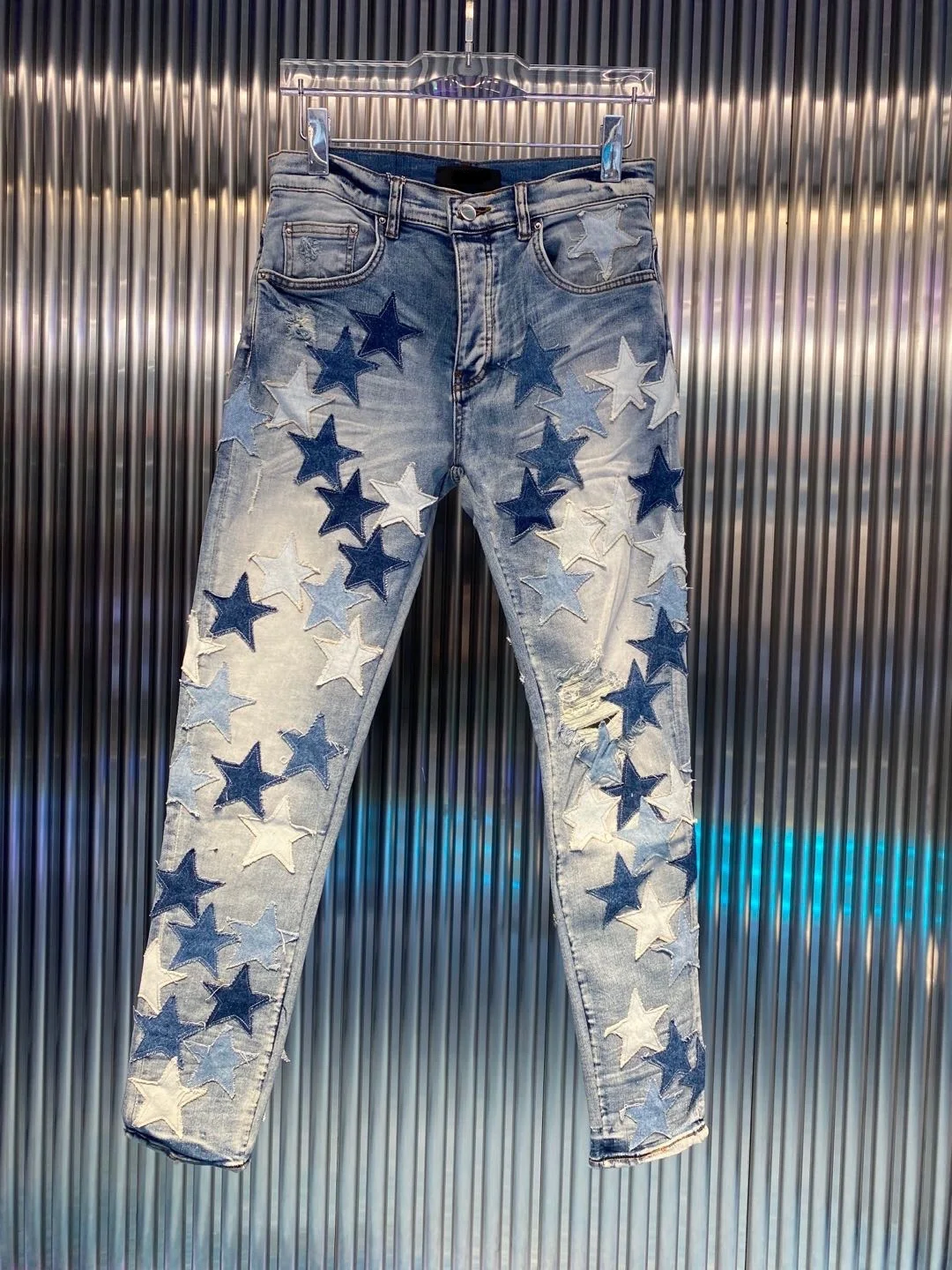 

Quality Blue High Star Patch embroidery mens casual ripped patch jeans slim fit worn beggar pants