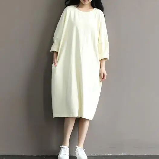 Женское короткое платье с круглым вырезом голубое или бежевое в Корейском стиле