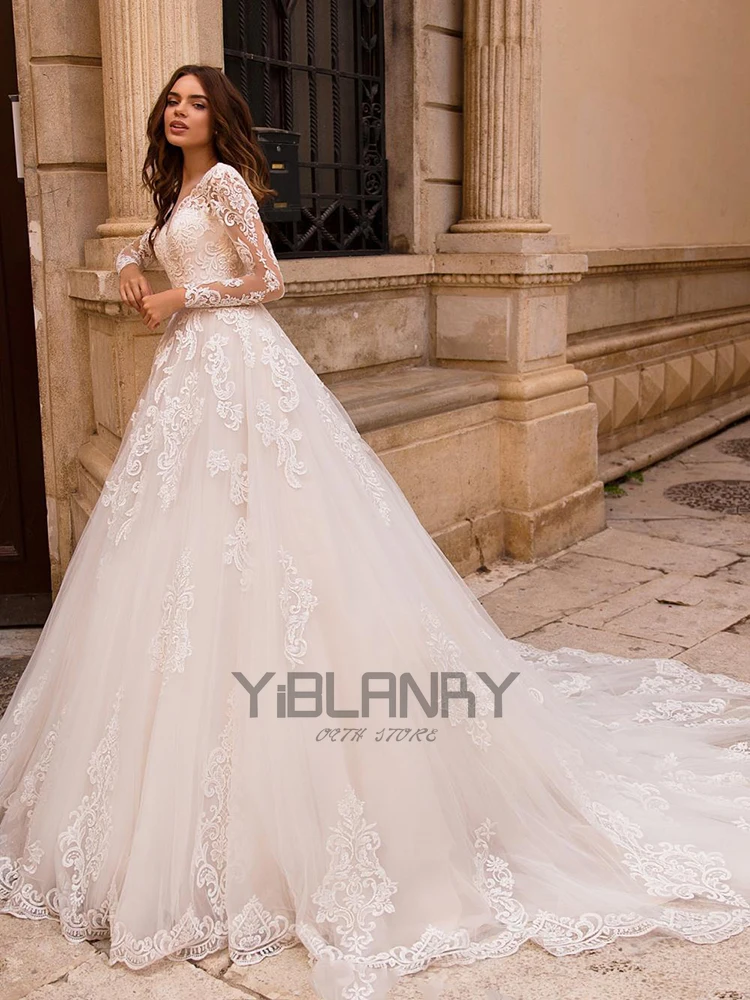 

YILIBER Lace wedding dress long sleeve retro atmosphere wedding gown 3d flower fluffy skirt big skirt plus size