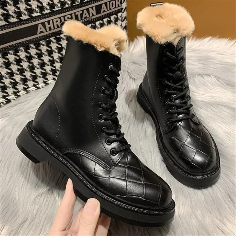 

2020 winter riding boots women's hairy mid-tube motorcycle boots women's shoes warm fashion plus size casual women's boots