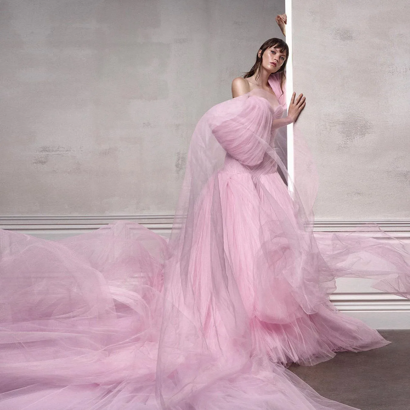 

Elegant Princess Prom Dress Strapless Sweetheart Puff Sleeves Sweep Train Multi-layer Tulle Formal Evening Dress High Quality
