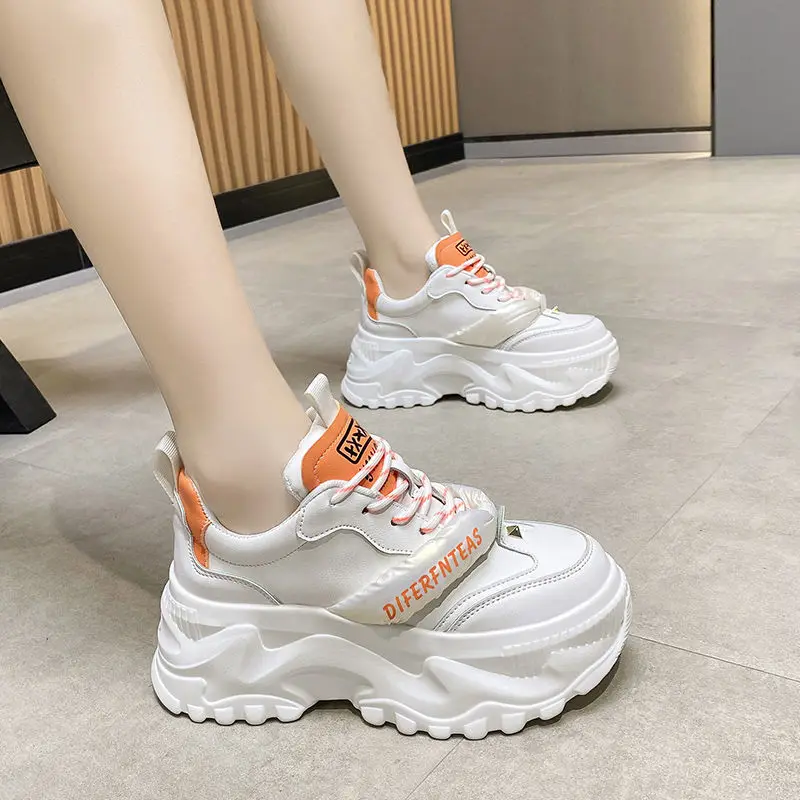 

European Station 2021 Autumn New Height Increasing Women Shoes Platform Muffin Daddy Pumps Fashion All-Match White Sneakers