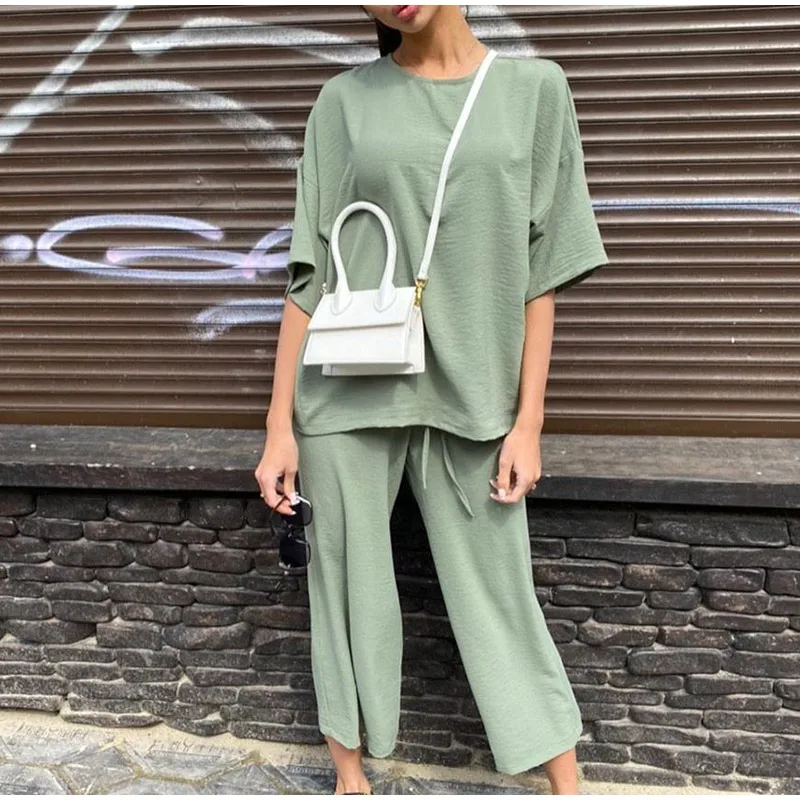 Женский Повседневный костюм хаки футболка с рукавом до локтя и брюки комплект из