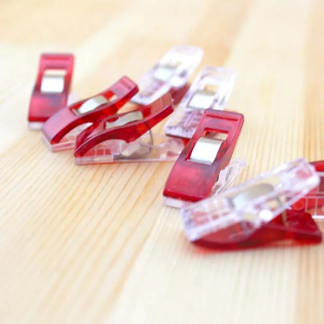 50pcs Naehen Art Ceiling Cloth Clips Clamp Binding Plastic CLIPS for DIY Clear And Red | Дом и сад