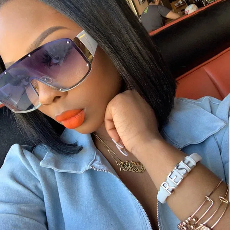 

Fashion Oversized Sunglasses Brand Designer Women Rivet Goggle Men Sun Glasses Gradient Square Vintage Sunglasses UV400 Shades