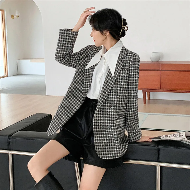 

2020 Autumn And Winter New Simple And Fashionable Mid Length Double Breasted Woolen Cloth All Match Plaid Suit Jacket FemaleC203