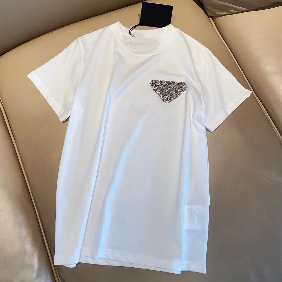 

2021 Summer new manual nail drill triangle T-shirt black and white two colors simple high-end versatile