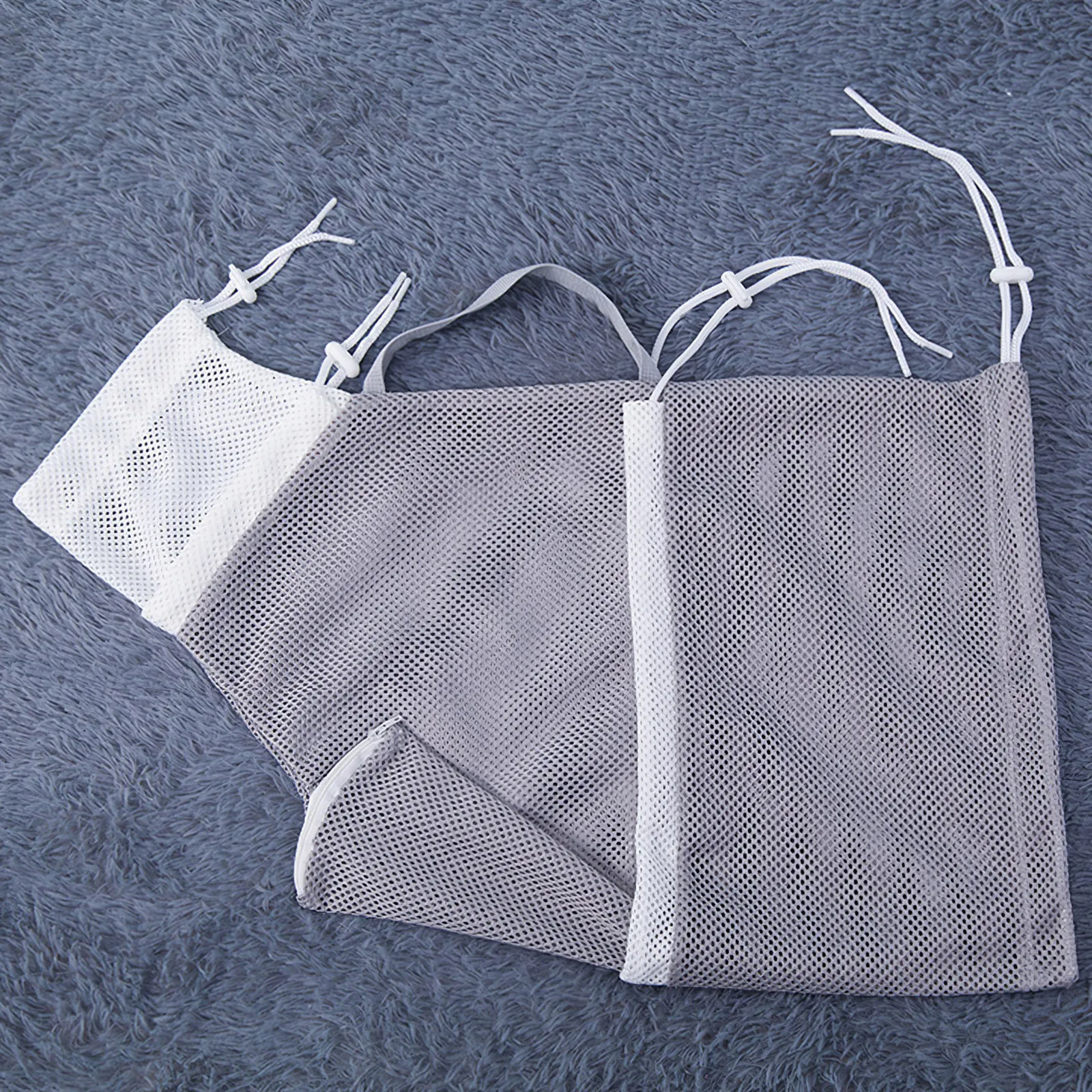 

2021 Pet Soft Cat Grooming Bag Adjustable Multifunctional Breathable Cat Washing Shower Mesh Bags Pet Nail Trimming Bags