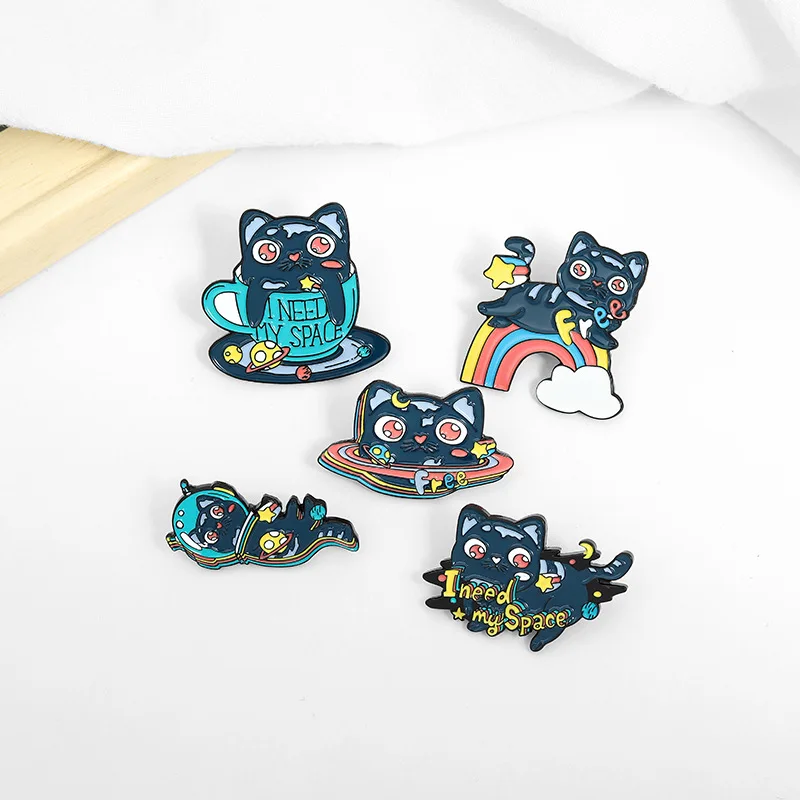 Креативная трендовая брошь на лацкан с мультяшным космическим котом и каплей
