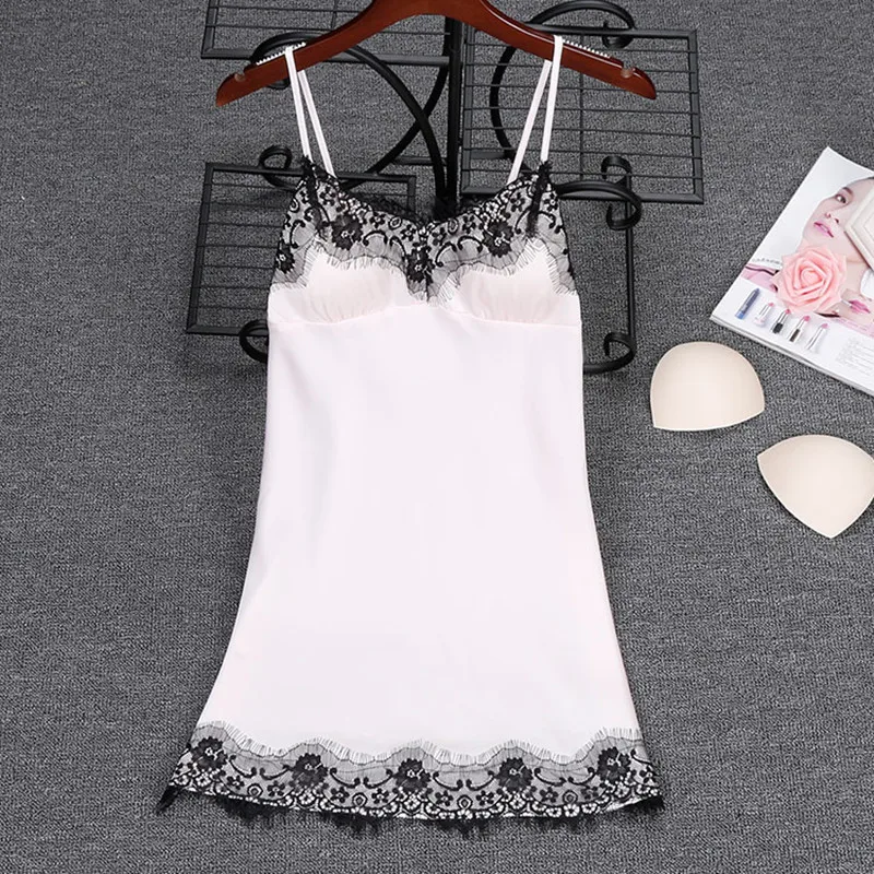 

Ladies Sexy Pajamas Simulation Silk Suspenders Can Be Worn Outside Bottoming Nightdress Slim Halter Home Wear