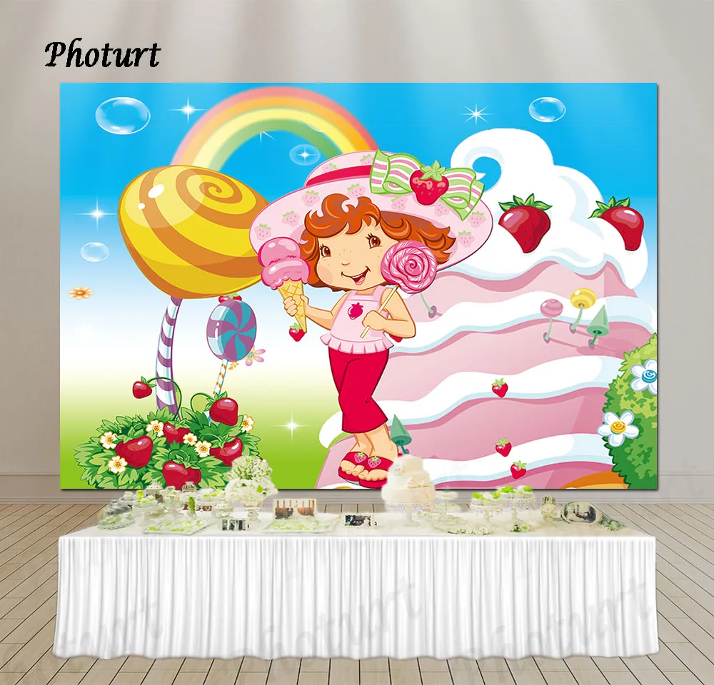 Фон для фотографирования с изображением клубники и короткого торта девочек