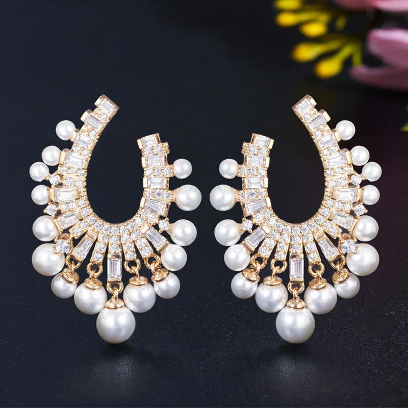 Женские серьги-подвески с жемчугом BeaQueen Серьги серебряного цвета фианитом и