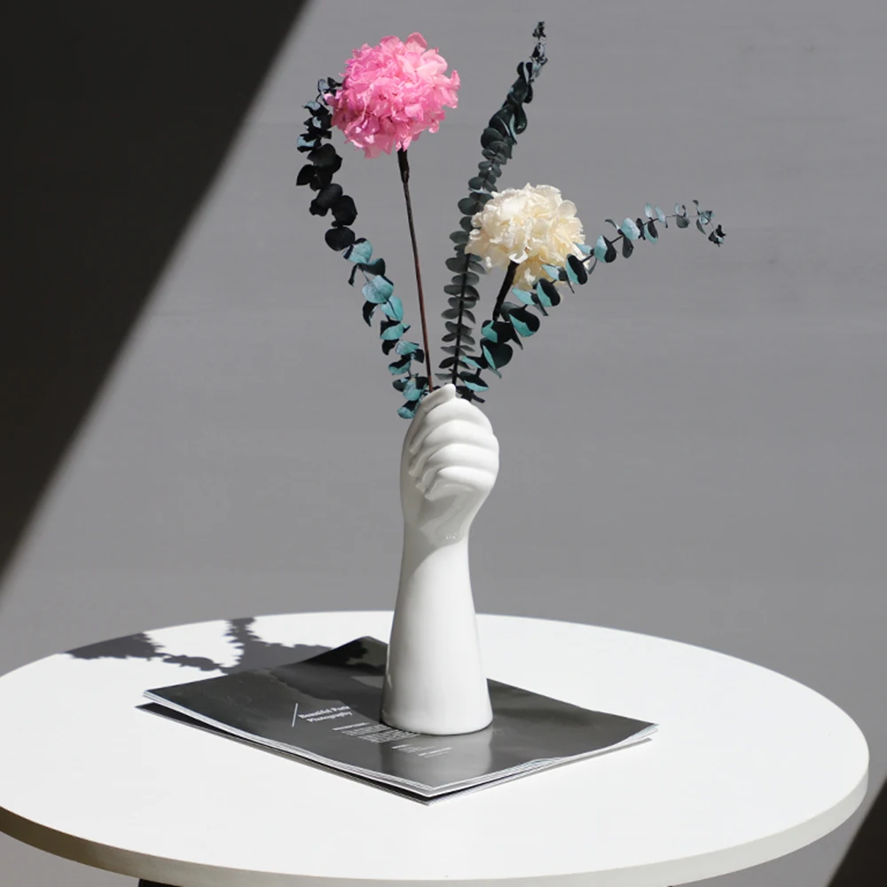 

Nordic style A Hand Vase Dried Flowers Modern Home Decor of Creative Floral Composition living room Ornament ceramics vase