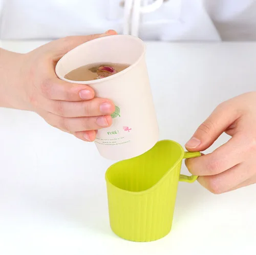 

Plastic Disposable Paper Cup Holder Anti-scalding Insulation Cup Set Kitchen Gadgets Home Decoration Accessories Random Color