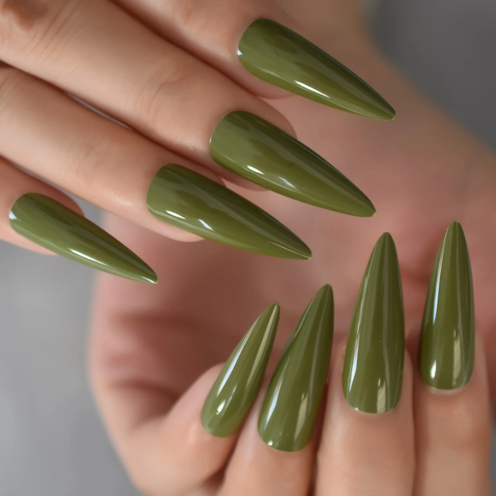 

Dark Green Long Stiletto Artificial Press On Nails Sharp Full Cover Glossy Gel False Unas Acrylic Fake Nail Salon Finger Salon