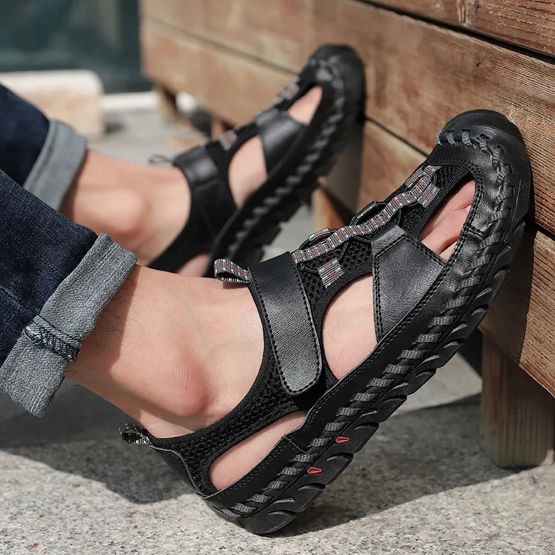 

Flat Men Formal Shoes Casual Outdoor New 2021 Hollow Out Breathable Light Men's Fashion For Sandy Beach Brand Summer Sandals